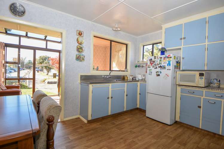 9 Davy Street Carterton_5