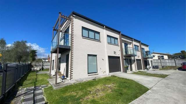 4A Kelman Road Kelston_1