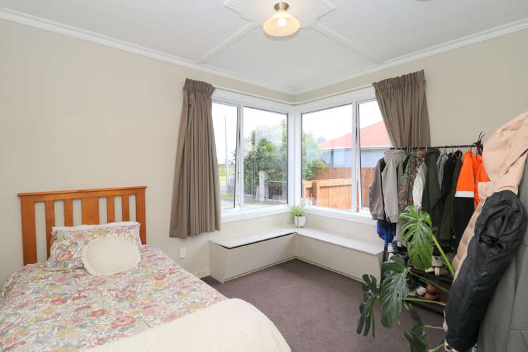 41 Philip Street Gladstone_11