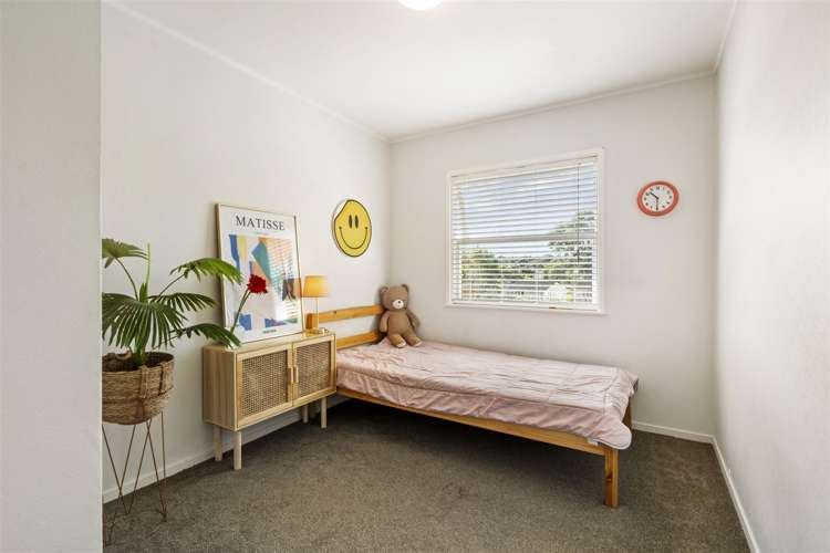 5 Taurus Crescent Beach Haven_21