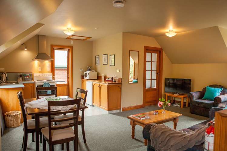 9 Stafford Road Hokitika_8