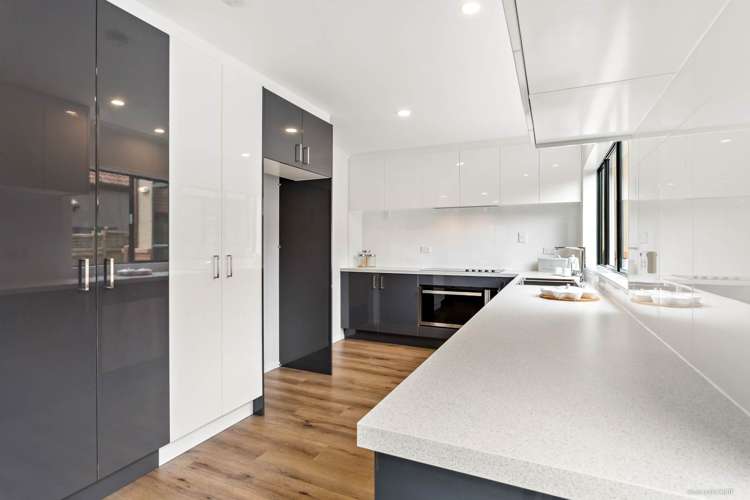 10 Brigham Young Drive Albany_4