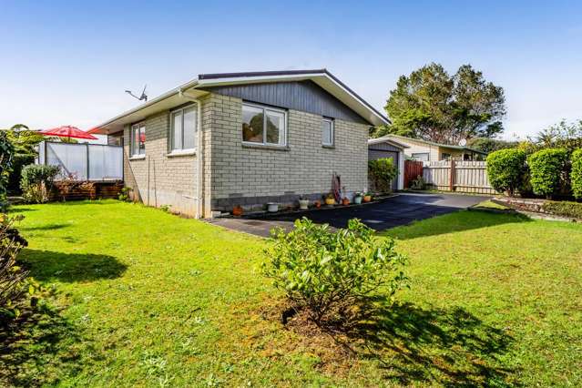 Downsize or invest in easy care home!