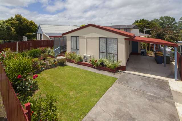 2 Ireland Place Ranui_1