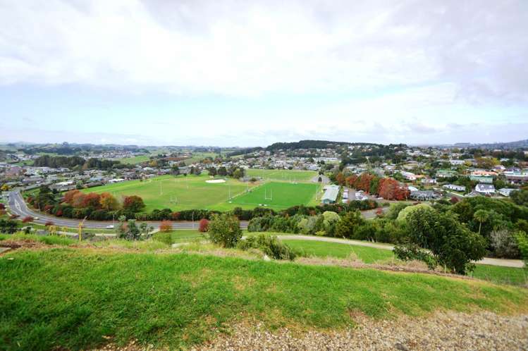 66 Cape Hill Road Pukekohe_11