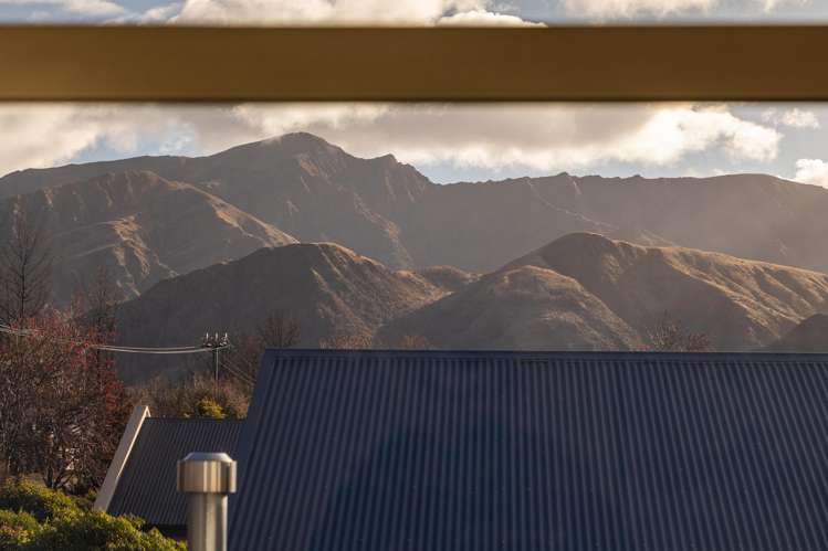 7 Innes Place Arrowtown_29