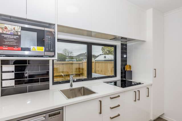 2/90 Swaffield Road Papatoetoe_4