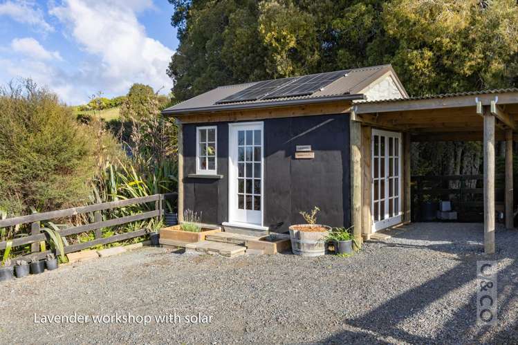 93 Alf Access Road Helensville_56