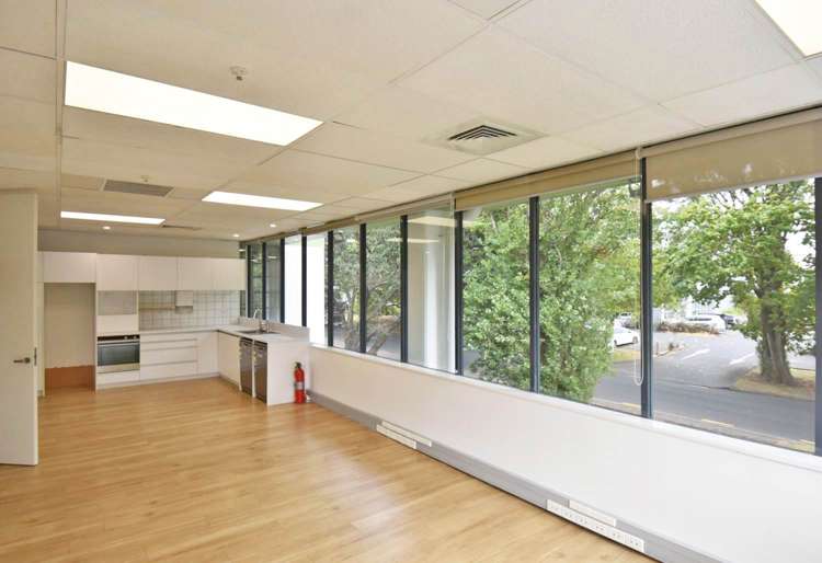 Hugo Johnston Drive Penrose_10