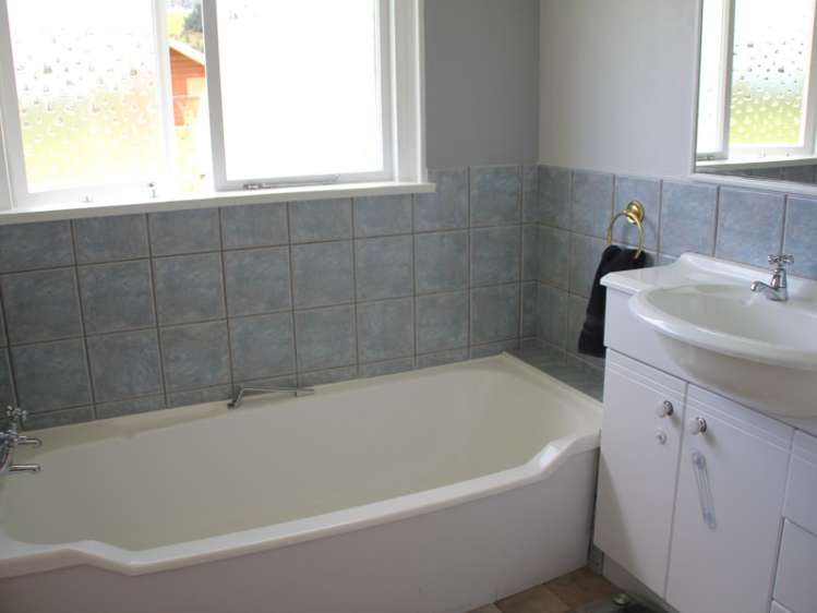 1089 Te Anau Mossburn Highway Te Anau Surrounds_14