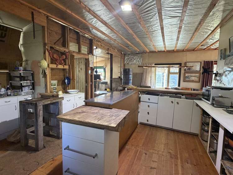 280 Hickory Bay Road Goughs Bay_19