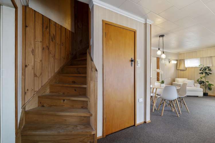 31 & 31A Kawaha Point Road Fairy Springs_16