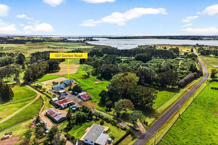 107 Gordon Road Pollok_46