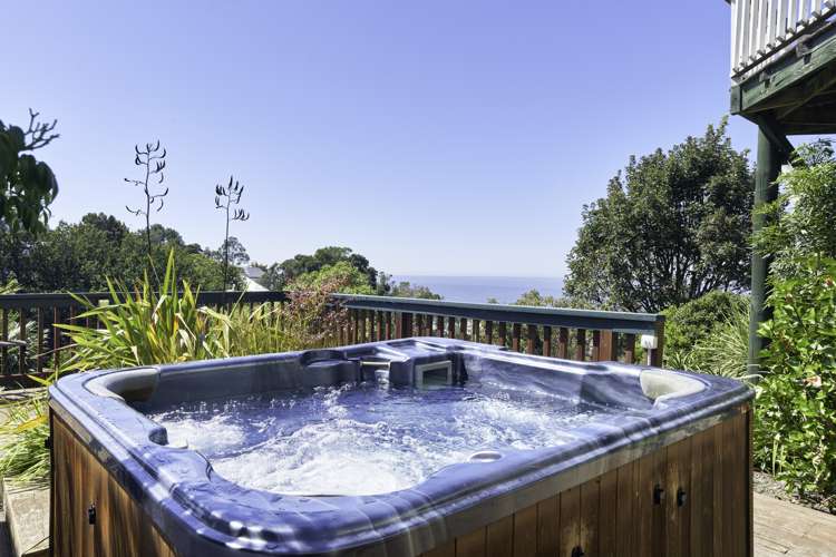 7 Lucy Road Bluff Hill_13