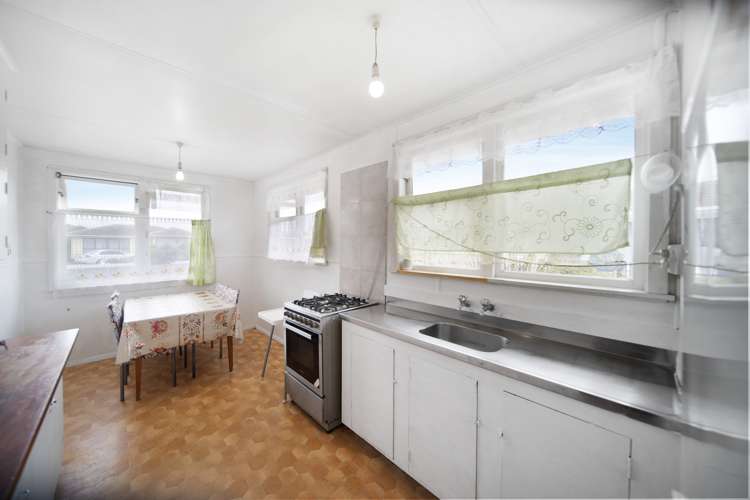 33 Convair Crescent Mangere_10