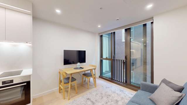 210/10 Alpha Street 2185_1