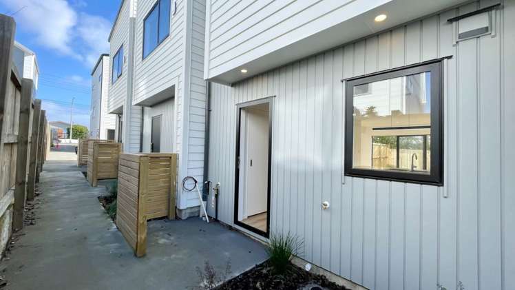 3/9 Flanshaw Road Te Atatu South_19