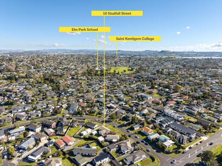 10 Studfall Street Pakuranga Heights_19