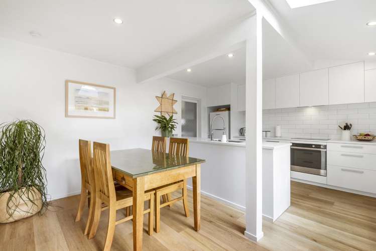 2/3 Eversleigh Road Belmont_6