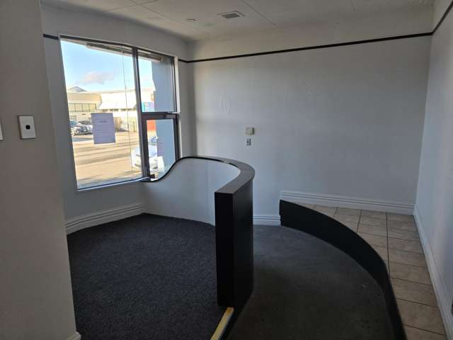 2 & 4 Elizabeth Street Balclutha_2