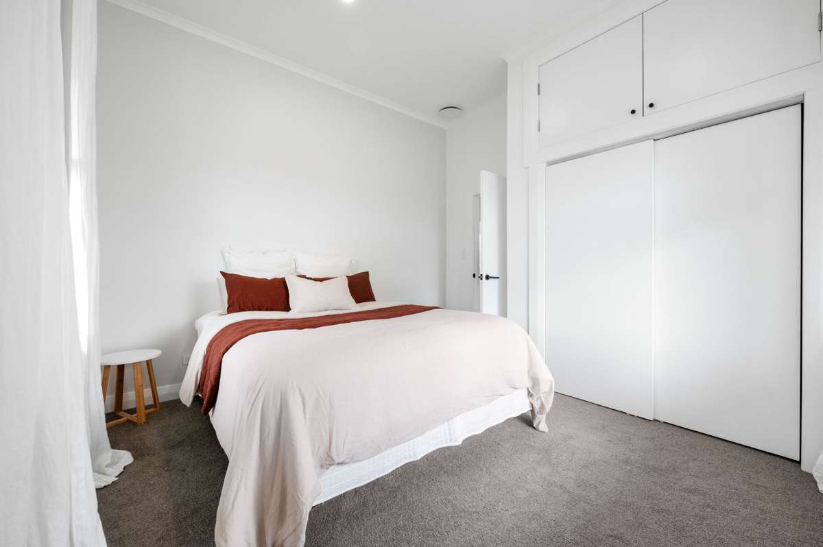 19 Struve Street_5