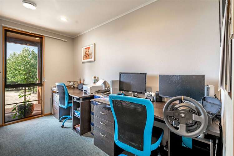 141 Mckinnon Road Gore Surrounds_23