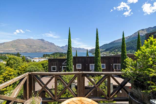 L/37 Hallenstein Street Queenstown_1