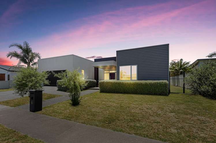 6 Law Street Wainui_47