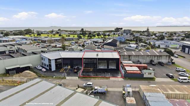 1/6 Market Place Papamoa_2