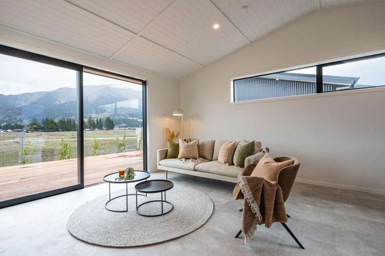 191 Burdon Loop Lake Hawea_5