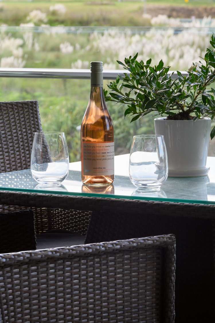 402/2 Bluegrey Avenue Stonefields_1