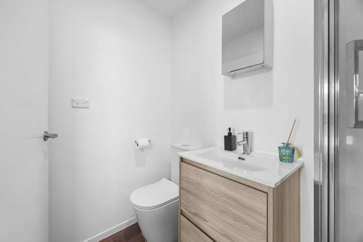 9 Stokes Avenue Te Atatu Peninsula_22