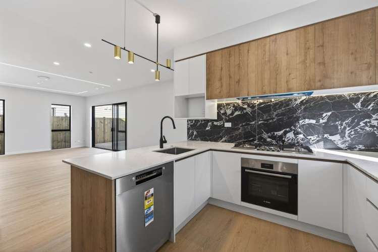 18 Pupu Crescent Opaheke_5