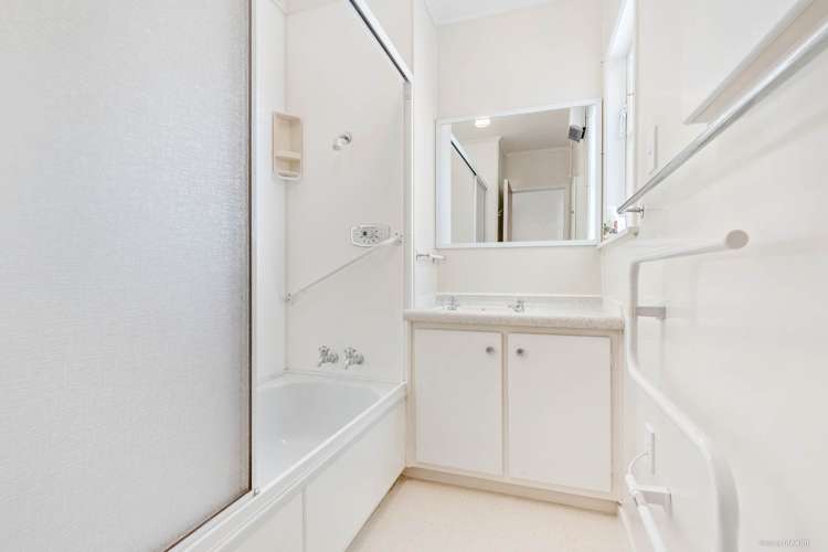 1/6 East Coast Road Milford_16