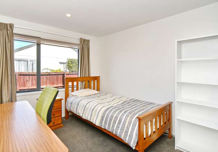 61a Birchfield Avenue Dallington_13