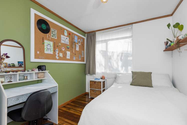 27 Wycliffe Street Onekawa_9