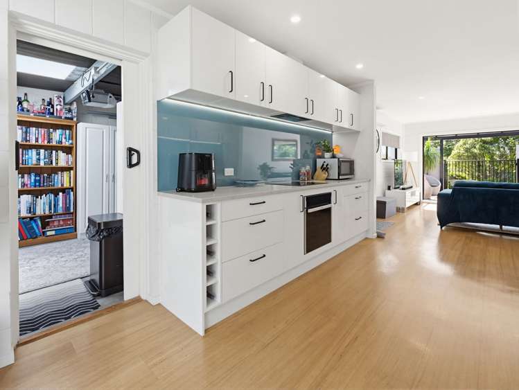 15A Claresholm place Mangere Bridge_8