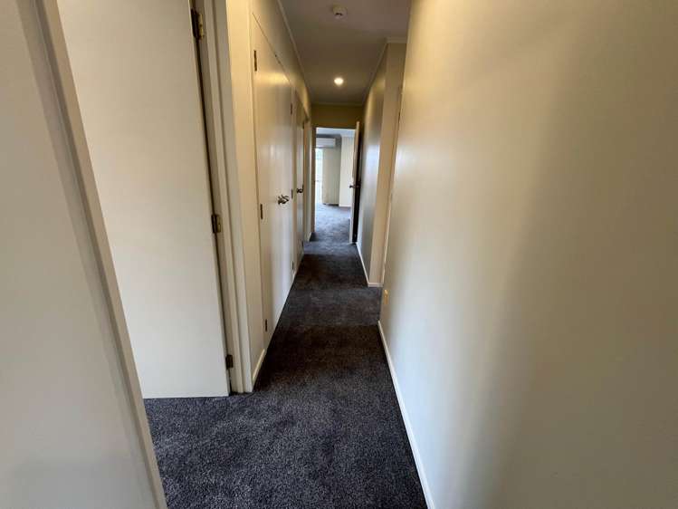 2/7 Argyle Avenue Pahurehure_5