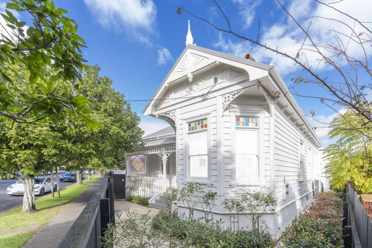 8 Walters Road Mount Eden_18