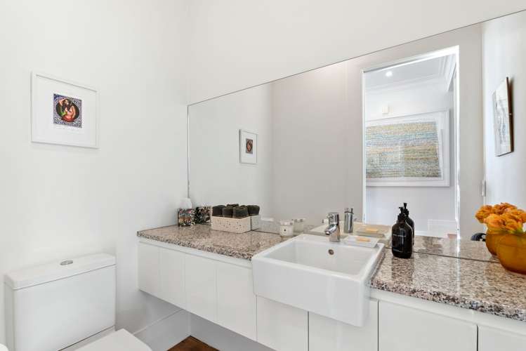 10 Shannon Street Mount Victoria_37