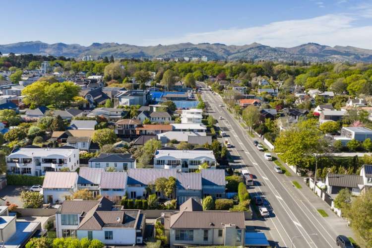 2/102 Rossall Street Merivale_21