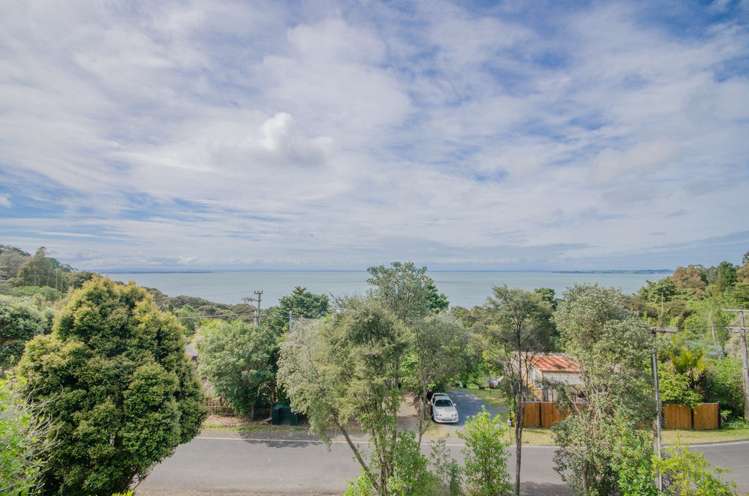 21 Kauri Point Road Laingholm_8