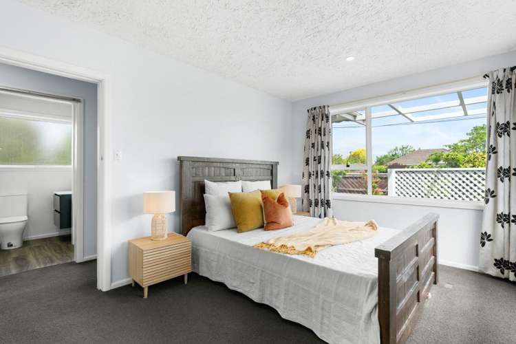 54 Dunster Street Burnside_9