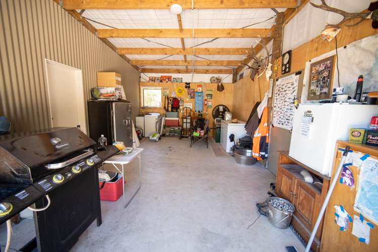 180 Totaranui Road Wainui Bay_9