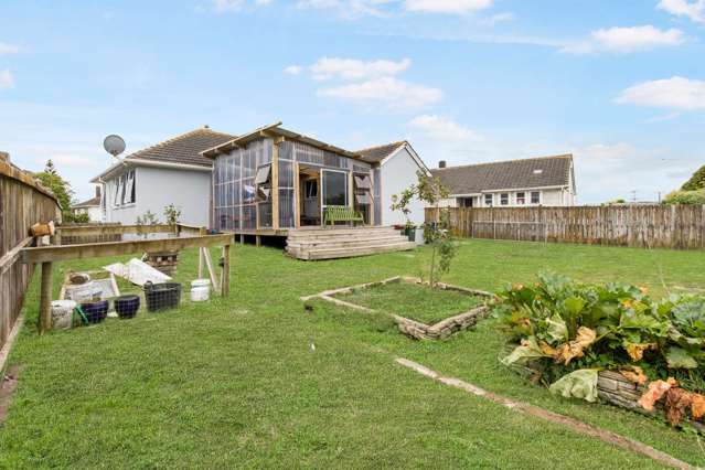 7 Acourt Street Hawera_2