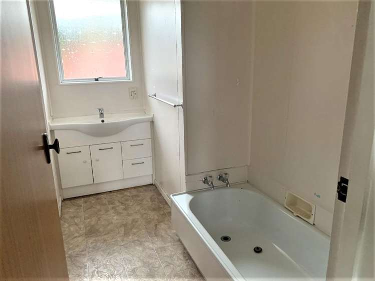 263 Lloyd Road 11274_7