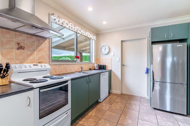 42d Gap Road West Winton_4