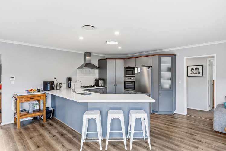 27 Somerton Drive Huntington_4