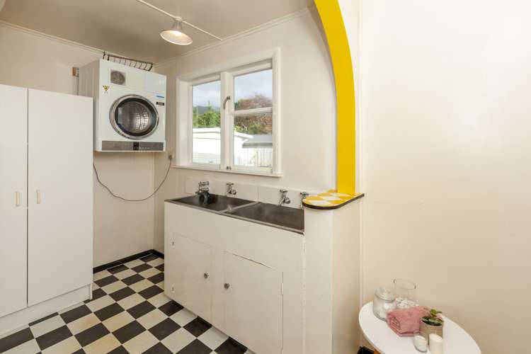 156 Tilley Road Paekakariki_16