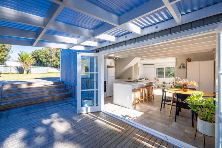 22 Ocean Road Surfdale_4